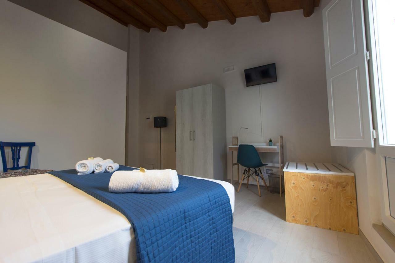 Il Sentiero Dell'Itria - Camere Con Vista Ragusa Exterior photo